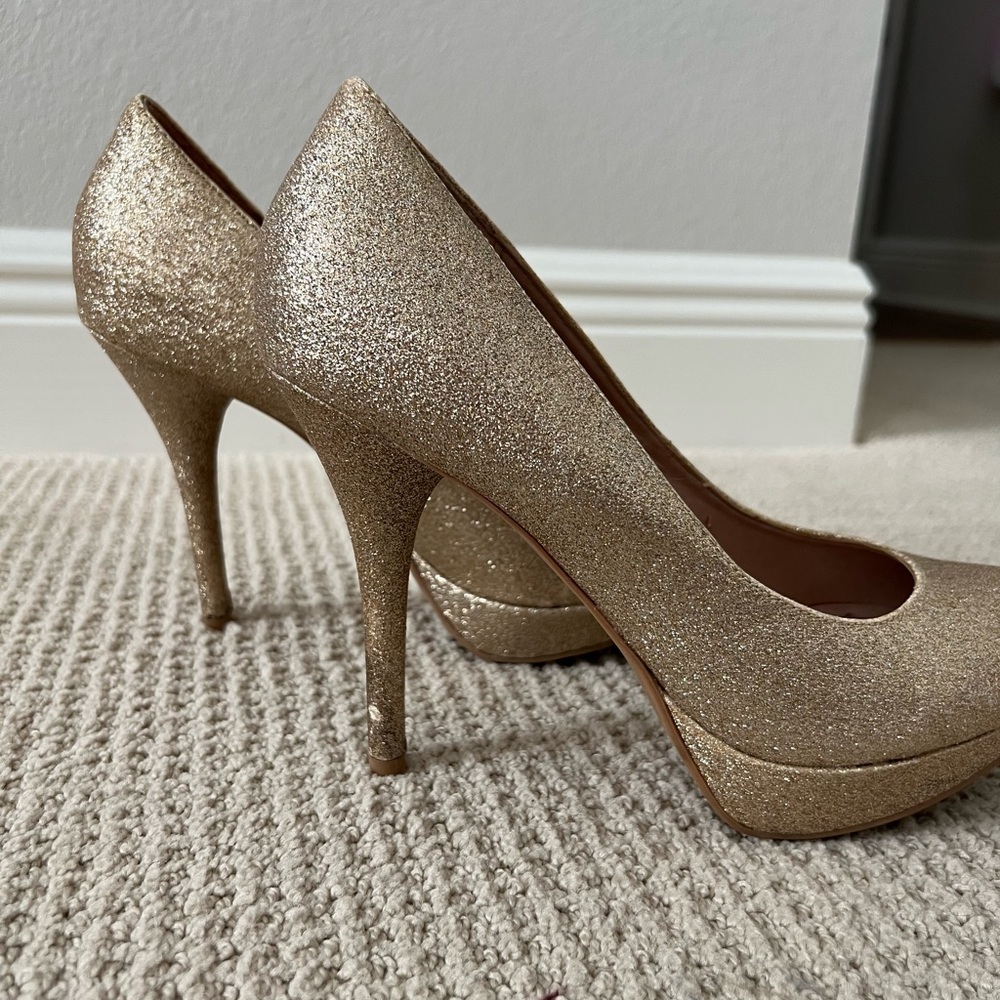 Olsenboye Heels - Picture 3 of 7